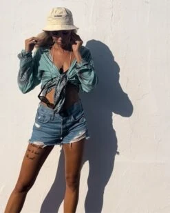 Om Wickelbluse Prajna -Herz Schmuck Geschaft Bluse Shirt Wickelbluse Wickelshirt langarm Hippie Boho Fashion Bohemian Goa India Indien Om tuerkis gruen rot Prajna 19