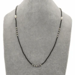 Brillenkette & Maskenkette Cayman Pearl -Herz Schmuck Geschaft Brillenkette Maskenkette Sonnenbrillekette Ketten Masken Accessoires Schmuck Perlen schwarz gold Cayman Pearl 4 96e2079d d9cc 46e8 9576 c62103527a7d 284678