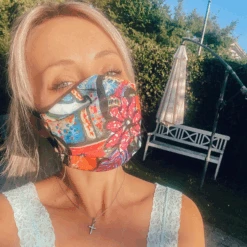 Maske Aus Stoff Graffiti