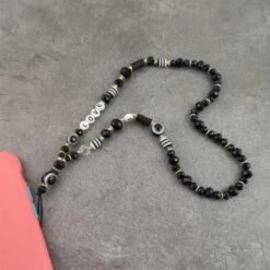 Schwarze Handykette Dark Love 6 Schwarze Handykette Dark Love -Herz Schmuck Geschaft Handyketten perlenketten perlen steinperlen schwarz smartphone accessoires handyhuelle handycase handykette Love buchstaben dark love schwarz 1