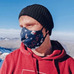 Herren Seiden-Stoffmaske Darkblue Winter X-Mas -Herz Schmuck Geschaft Herren Seiden Stoffmaske Maske Mundschutz Maenner Corona Schweiz Seide Baumwolle Weihnachten dunkelblau Darkblue Winter X Mas rem 1 356924