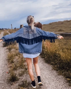 Jeansjacke Gipsy -Herz Schmuck Geschaft Jeansjacke Denim Jeans Bohemian Hippie Fransen Stickerei Gipsy dunkelblau Cindy 2 460724