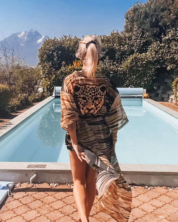 Kimono Golden Panther