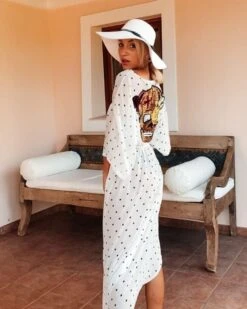 Kimono Skull'nd Roses -Herz Schmuck Geschaft Kimono Boho Kimonos Bohemian Coverup Bikini Ibiza Fashion Festival Schweiz Cindy Dots gepunktet weiss schwarz Skull and Roses Ibz 1 677911