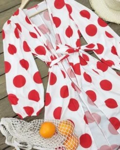 Langer Kimono Red Dots -Herz Schmuck Geschaft Kimono Cardigan Cover Up langes Kimonokleid Kleid Ruffle weiss rote Punkte Polka Style Just Style Schweiz Red Dots2 597066