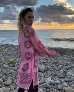 Kurta Shirt Pink Om -Herz Schmuck Geschaft Kurta Shirt Kleid Unisex Indien Goa Boho Hippie Fashion Schweiz Om Pink Goa Rosa rot Cindy 6 878689