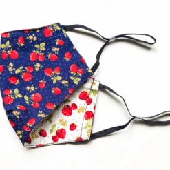 Gesichtsmaske Reverse Strawberry -Herz Schmuck Geschaft Mundschutz Maske Stoffmaske Gesichtzsmaske Hygienemaske Reverse Erdbeeren Sommer Strawberry Detail 2 834165