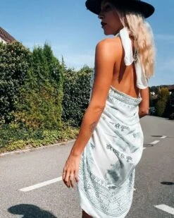 Pareo Tuch Goa 14 Pareo Tuch Goa -Herz Schmuck Geschaft Pareo Tuch Indian Fashion Style Goa Om Zeichen Hippie Boho Wickeltuch Goa weiss gruen Kleid Cindy 1 349439