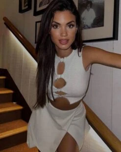 Plüsch Crop Top Corazon -Herz Schmuck Geschaft Pluesch Fluffy Crop Top Damen Cut Outs weich Herze Glitzer Strasssteine weiss Corazon 2