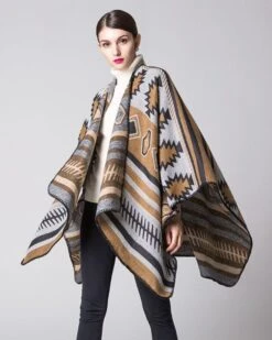 Poncho Cape Lejla