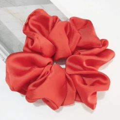 Scrunchie Haargummi Silky Lion -Herz Schmuck Geschaft Scrunchie Haargummi Satin Seide XXL grosse haargummis Silky Lion 4 rot 541377