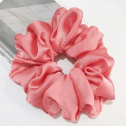Scrunchie Haargummi Silky Lion -Herz Schmuck Geschaft Scrunchie Haargummi Satin Seide XXL grosse haargummis Silky Lion 9 rosa 629538