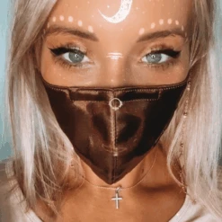 Maske Für Brillenträger | Brownie -Herz Schmuck Geschaft Seidenmaske Maske aus Seide Stoffmaske Seide Silkmask Korbform Maske Damen Herren Kinder Corona Schweiz Fashion creme braun BROWNIE cindy 3 543301