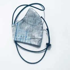 Kettenmaske Blau Worldmap -Herz Schmuck Geschaft Stoffmaske Kettenmaske Hinterkopf Kette Maske Mundschutz Atemschutz Fashion Style Design Damen Herren Schweiz Weltkarte Worldmap Blue Worldmap Detail 3 889501