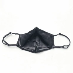 Herren Seiden-Stoffmaske Darkblue Winter X-Mas -Herz Schmuck Geschaft Stoffmaske Seidenmaske Maske Seide Baumwolle Fashion Maske Mundschutz Atemschutz Corona Schweiz Weihnachten Winter Blue Winter X Mas Detail 1 4374 6d3cf4c4 7e8d 4d81 ae46 b6269df0c548