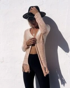 Strick Kimono Fransen Batik Natalia -Herz Schmuck Geschaft Strick Kimono Strickkleider langarm Haekel Crochet Damen Boho Bohemian Kleidung Fransen Cardigan beige weiss Natalia 1