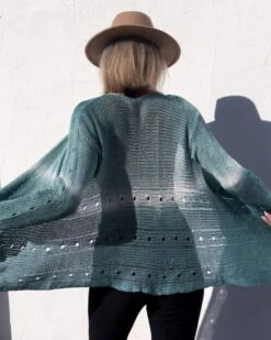 Batik Häkel Strick Kimono Helene -Herz Schmuck Geschaft Strick Kimono Strickkleider langarm Haekel Crochet Damen Boho Bohemian Kleidung asymmetrisch Cardigan tuerkis gruen weiss Helene 4