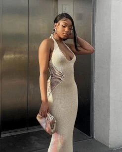 Langes Strickkleid Janica 22 Langes Strickkleid Janica -Herz Schmuck Geschaft Strickkleid Kleid Damen Sommerkleid langes Kleid Maxikleid Knitted Boho Rueckenfrei Janica weiss creme 11