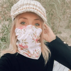 Halstuch Schalmaske Rosalia -Herz Schmuck Geschaft Sturmmaske Schalmaske Balaclava Schlauchmaske Schweiz Corona Fashion Maske Stoffmaske Blumen Rosen Rosalia weiss Cindy 4 714372