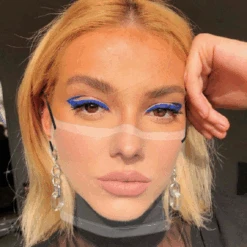 Transparente Maske Look Through