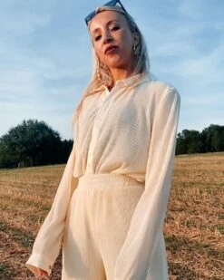 Zweiteiler Hose & Bluse Angelina -Herz Schmuck Geschaft Zweiteiler Bluse Oversize Hose Zweierset Damen Schweiz Fashion Elegant Loungewear casual Angelina weiss creme Cindy 4 360751