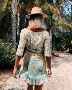 Zweiteiler Set Rock & Top Serena -Herz Schmuck Geschaft Zweiteiler Set Zweierset Boho Bohochic Wickelrock Rock Wickelbluse Bluse Damen Hippiechic goldene Details Batik Farbverlauf Serena gelb hellblau tuerkis 1