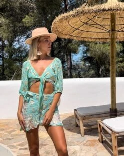 Zweiteiler Set Rock & Top Serena -Herz Schmuck Geschaft Zweiteiler Set Zweierset Boho Bohochic Wickelrock Rock Wickelbluse Bluse Damen Hippiechic goldene Details Batik Farbverlauf Serena hellgruen rosa 1