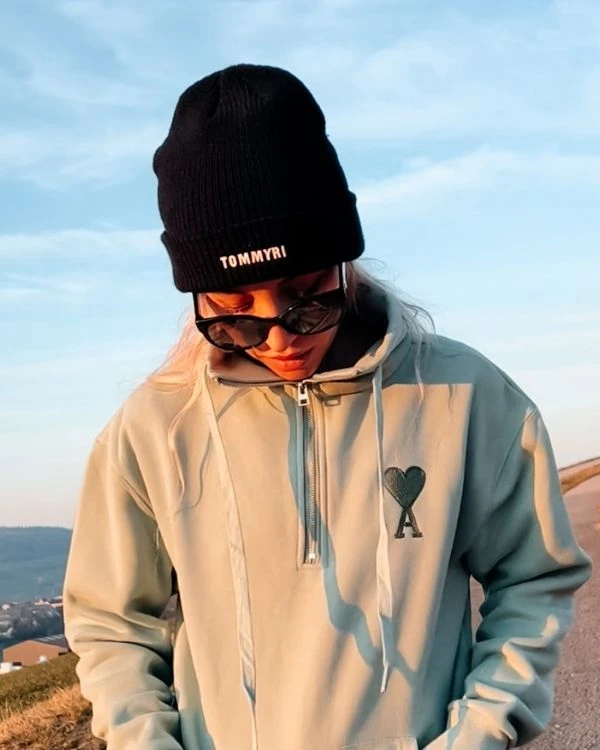 Beanie Mütze Tommyri 5 Beanie Mütze Tommyri – Bild 3