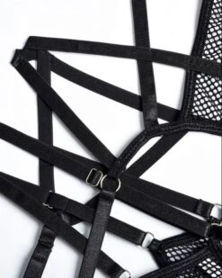 Dessous Bondage Body Andrina -Herz Schmuck Geschaft dessous lingerie erotik reizwaesche bodysuit bondage body fetisch schweiz juststyle schwarz andrina 10