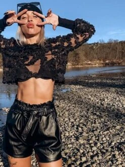 High-Waist Kunstledershorts Kelly