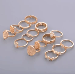 Ring Set Wonderland 8 Ring Set Wonderland -Herz Schmuck Geschaft image 1d6b6d40 0ce9 4fc4 bf85 431cee6164a3 674518