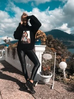 Rollkragen Pullover Good Vibes -Herz Schmuck Geschaft image 1e267278 5774 4c47 985e a8305166ded9 676746