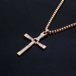 Halskette Cross Diesel -Herz Schmuck Geschaft image 336f0b54 ebac 42d2 90c5 abf026d2761a 910245