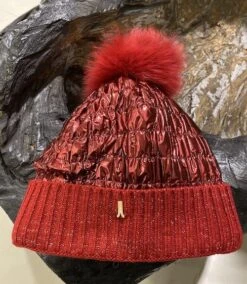 Bommel Mütze Laax -Herz Schmuck Geschaft image 41d685d4 8509 4211 8a7b 6d863d220db2 515383