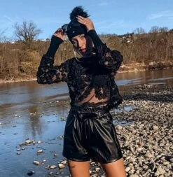 High-Waist Kunstledershorts Kelly -Herz Schmuck Geschaft image 55f16536 0904 4dac a19c 6b8c37dc881f 600169