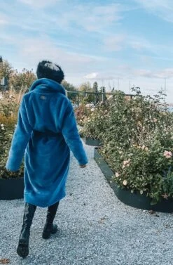 Teddy Mantel Jacke Saas-Fee -Herz Schmuck Geschaft image 5d7c1090 47fe 40e2 819d 5cccaf46d742 628836