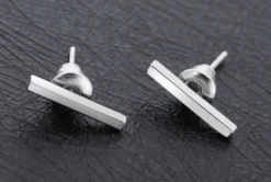 Ohrringe Minimalist 8 Ohrringe Minimalist -Herz Schmuck Geschaft image 6216caea 1d5c 45f2 8d73 f2ea4fc73b1c 375993