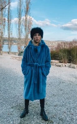 Teddy Mantel Jacke Saas-Fee -Herz Schmuck Geschaft image 6ed8a7b1 1288 4406 8f95 22c83a3793e1 415831