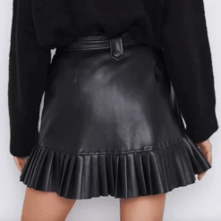 Rock Gisela -Herz Schmuck Geschaft image 79b3471b 38cb 428f b3b9 03e6329d96d2 728683