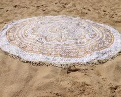 Strandtuch Goldenhour -Herz Schmuck Geschaft image 92b3126d 7bdc 46c4 9084 8c47b974aacd 768981