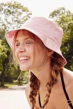 Fischerhut Stevie -Herz Schmuck Geschaft image a97815d3 3811 4e28 8dc3 bb7842b13428 642533