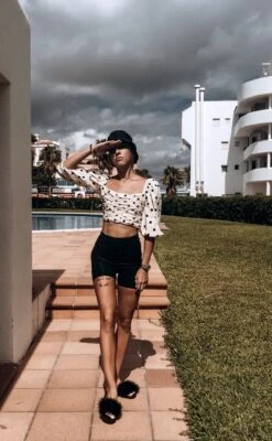 Shirt Lola -Herz Schmuck Geschaft image b7986b62 e4e3 4f47 89d8 7d4f5a4c695b 419078