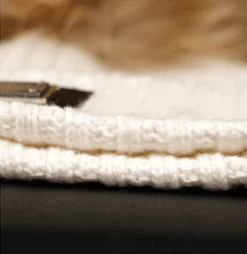 Mütze Mit Fellbommel -Herz Schmuck Geschaft image bedef95d 2b4d 4d26 b23d d1d3aabf60f9 168343