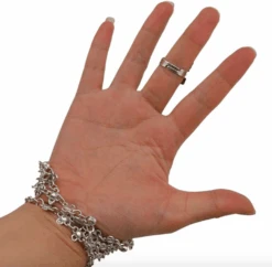 Armkette Estepona -Herz Schmuck Geschaft image c3a18172 91fe 461c b579 a61ff8ba8d01 401274